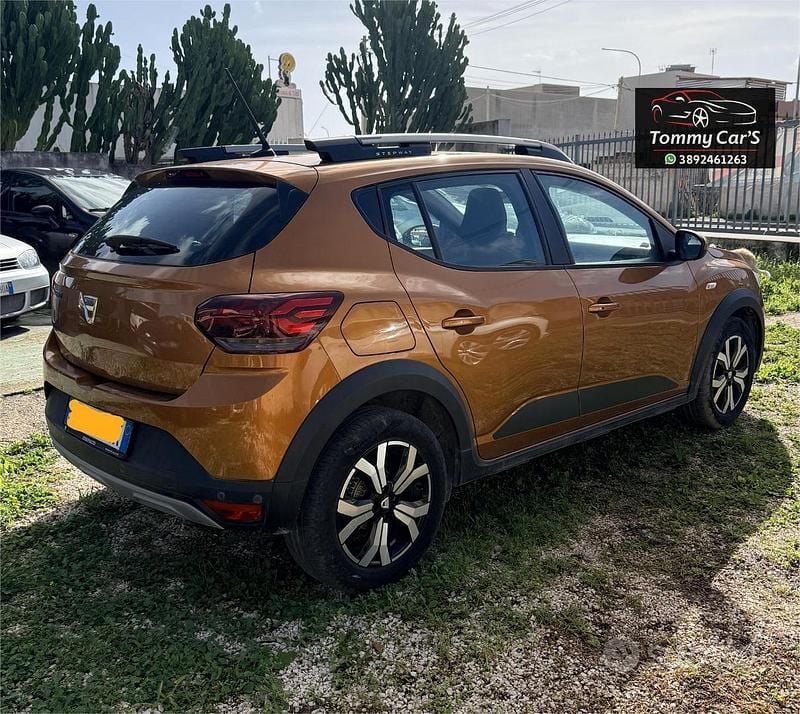 Usata Dacia Sandero Stepway 100 CV (73 kW) 2021 Grigio SUV