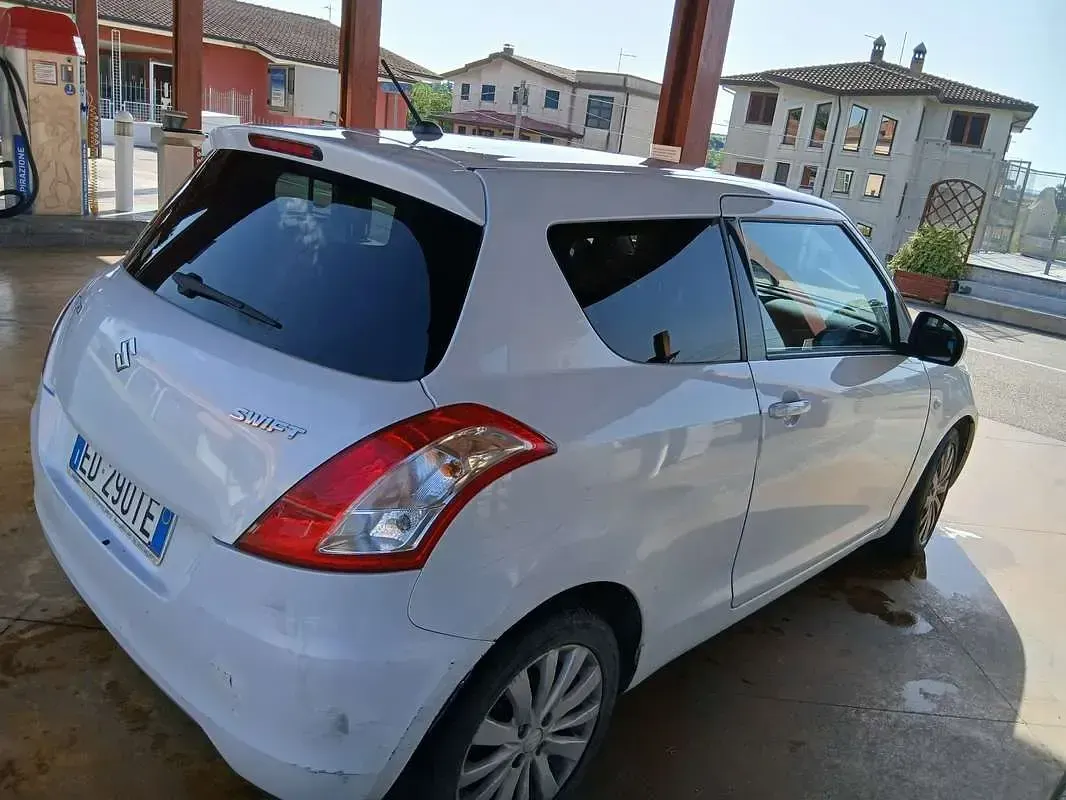 Usata Suzuki Swift GL 94 CV (69 kW) 2011 Utilitaria