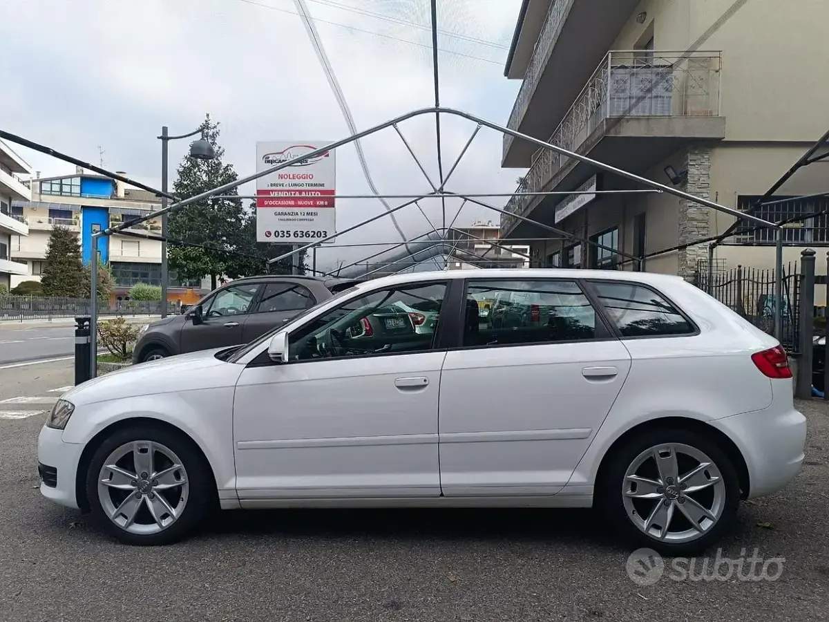 Usata Audi A3 Sportback Ambition 140 CV (102 kW) 2009 Bianco Utilitaria