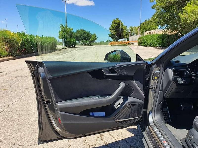 Usata Audi A5 Sportback Sport 170 CV (125 kW) 2018 Grigio Utilitaria