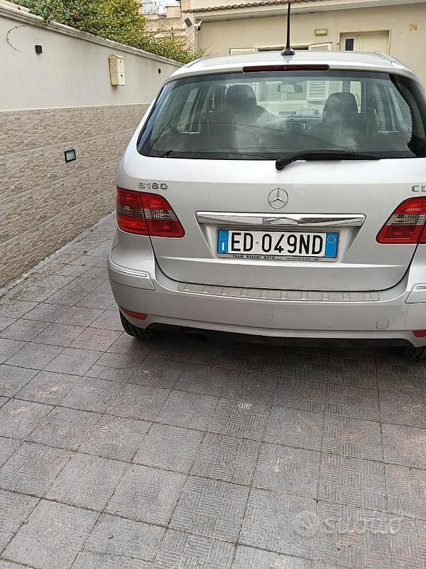 Usata Mercedes B180 2010 Monovolume