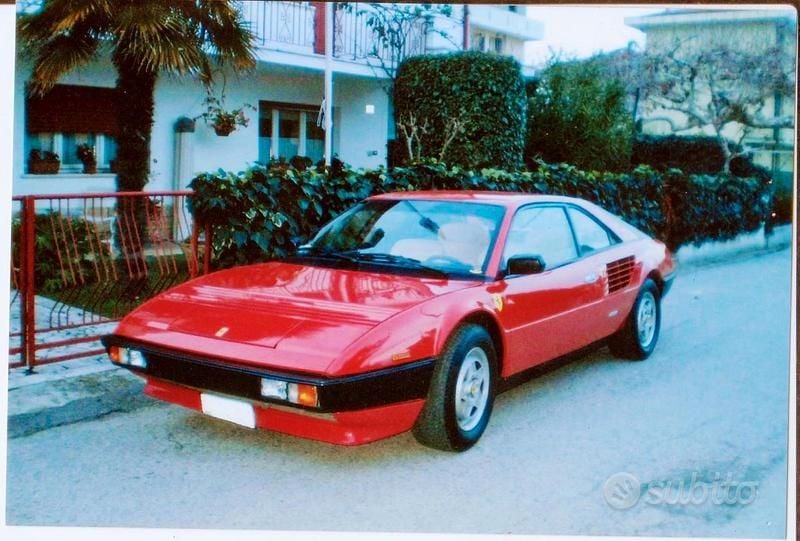 Usata Ferrari Mondial 240 CV (176 kW) 1983 Rosso Coupé