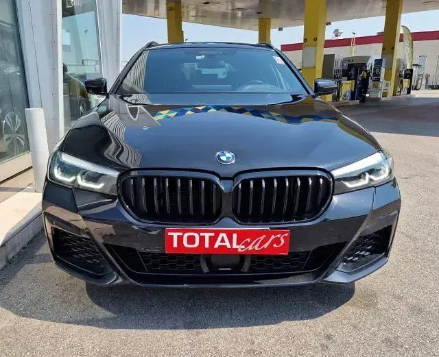 Usata BMW 520 M Sport 190 CV (139 kW) 2021 Nero metallizzato Station wagon