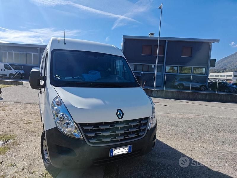 Usata Renault Master 101 CV (74 kW) 2011 Bianco Furgone