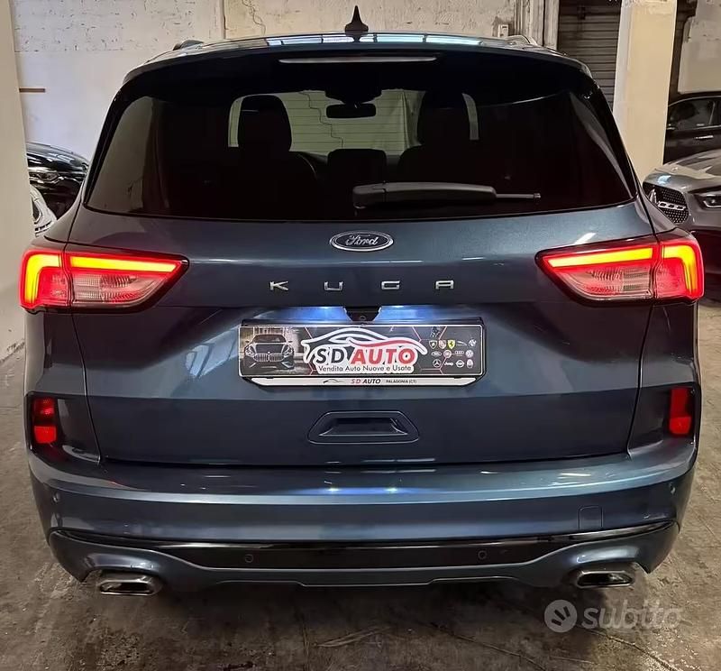 Usata Ford Kuga ST-Line X 120 CV (88 kW) 2021 Blu SUV