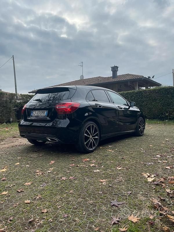 Usata Mercedes A200 Edition 136 CV (100 kW) 2016 Nero Berlina