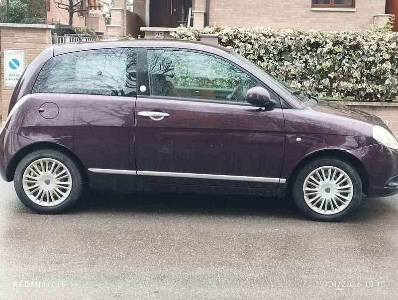 Usata Lancia Ypsilon 77 CV (56 kW) 2010 Utilitaria