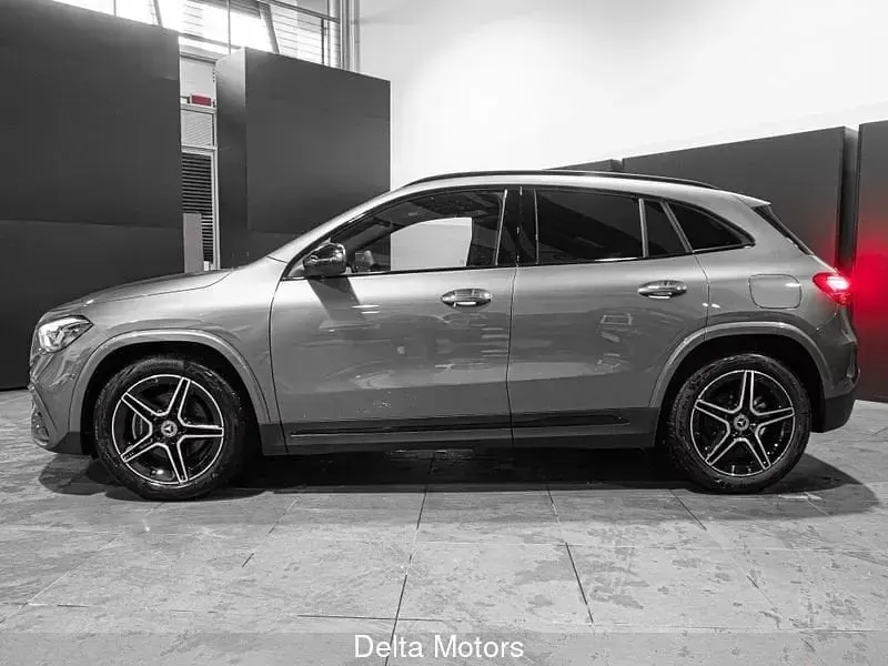 Nuova Mercedes GLA200 Advanced Plus 150 CV (110 kW) 2026 Nero SUV