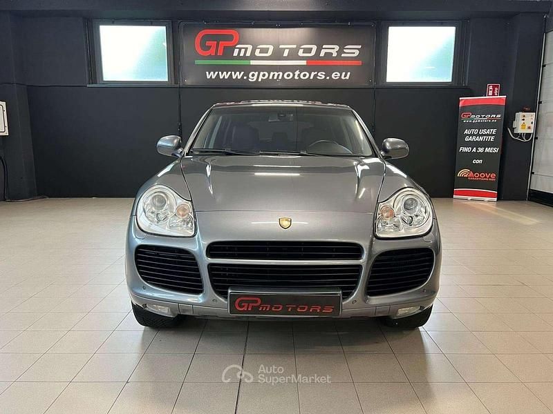 Grigio Usata 2003 Porsche Cayenne Turbo SUV | 14.990 € (Buon prezzo) - Immagine 1/4