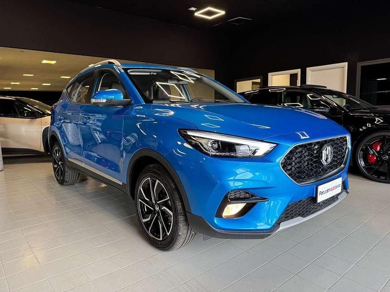 Usata MG ZS Luxury 106 CV (77 kW) 2024 Blu SUV