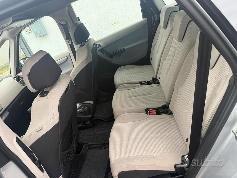 Usata Citroën C4 143 CV (105 kW) 2008 Grigio Berlina