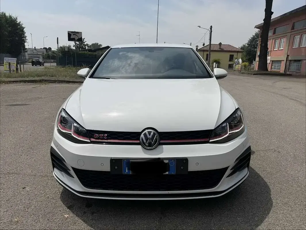 Usata VW Golf VII GTI 245 CV (180 kW) 2018 Berlina