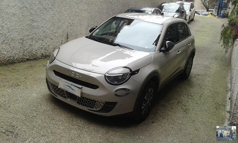 Usata Fiat 600E Red 73 kW (100 CV) 2025 Beige