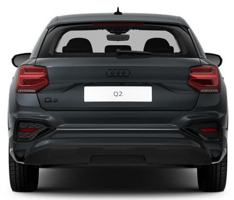 Usata Audi Q2 Admired 116 CV (85 kW) 2022 Grigio manhattan SUV