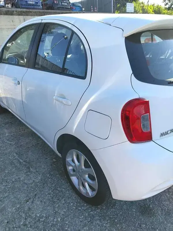 Usata Nissan Micra Acenta 80 CV (58 kW) 2014 Bianco Utilitaria