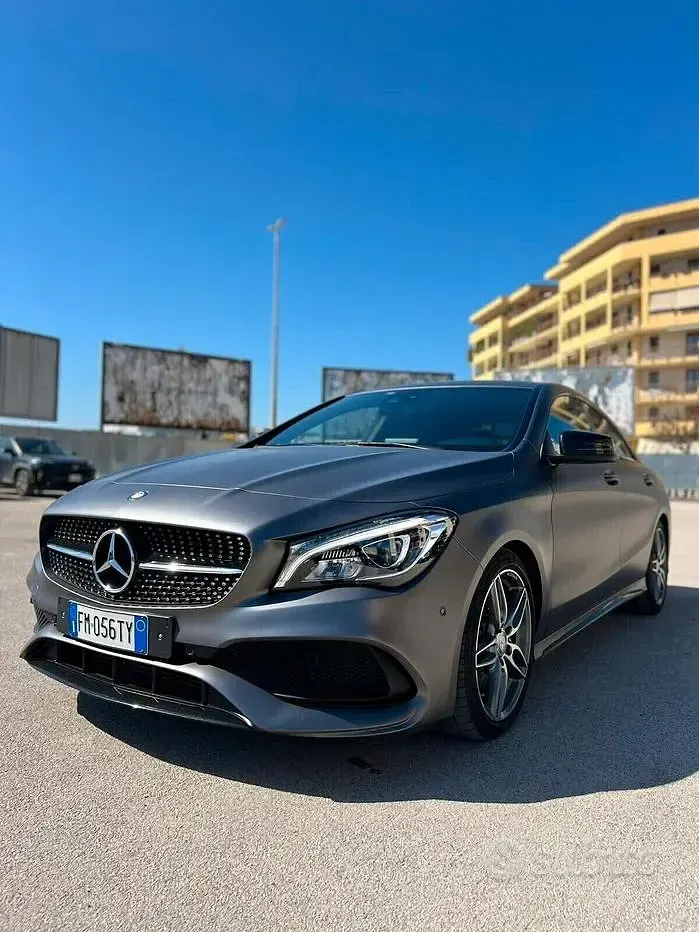 Usata Mercedes CLA220 Premium 177 CV (130 kW) 2018 Grigio Coupé