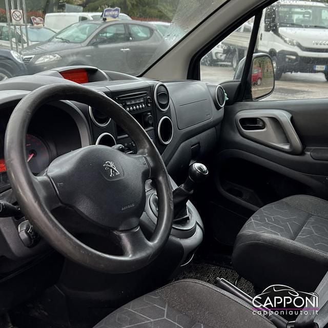 Usata Peugeot Partner Tepee 2017 Grigio scuro Monovolume