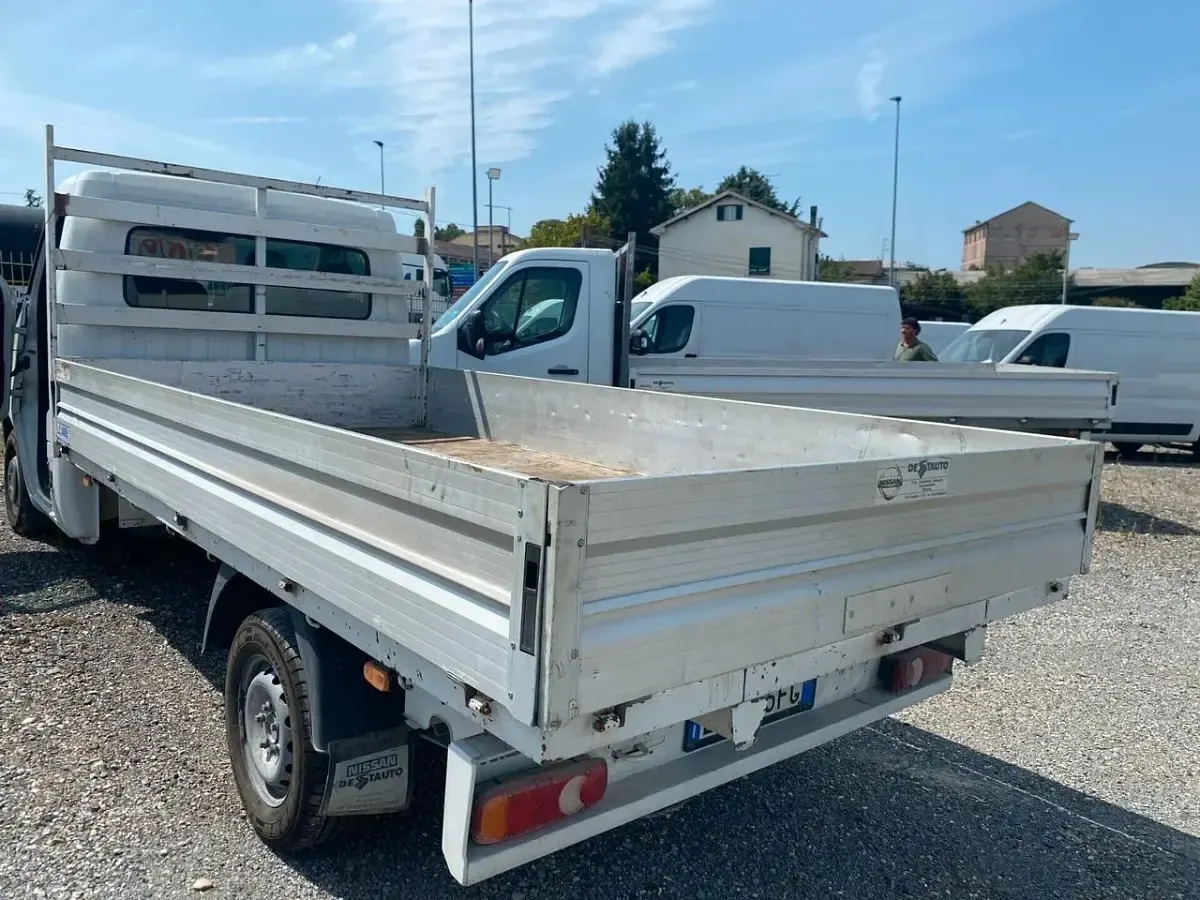Usata Nissan NV400 125 CV (91 kW) 2013 Bianco Furgone