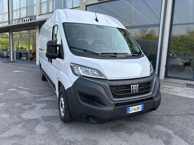 Usata Fiat Ducato 140 CV (102 kW) 2024 Bianco gelato Furgone