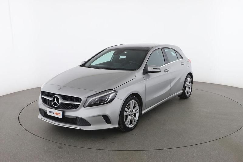 Gebraucht Mercedes A180 110 PS (80 kW) 2017 Limousine