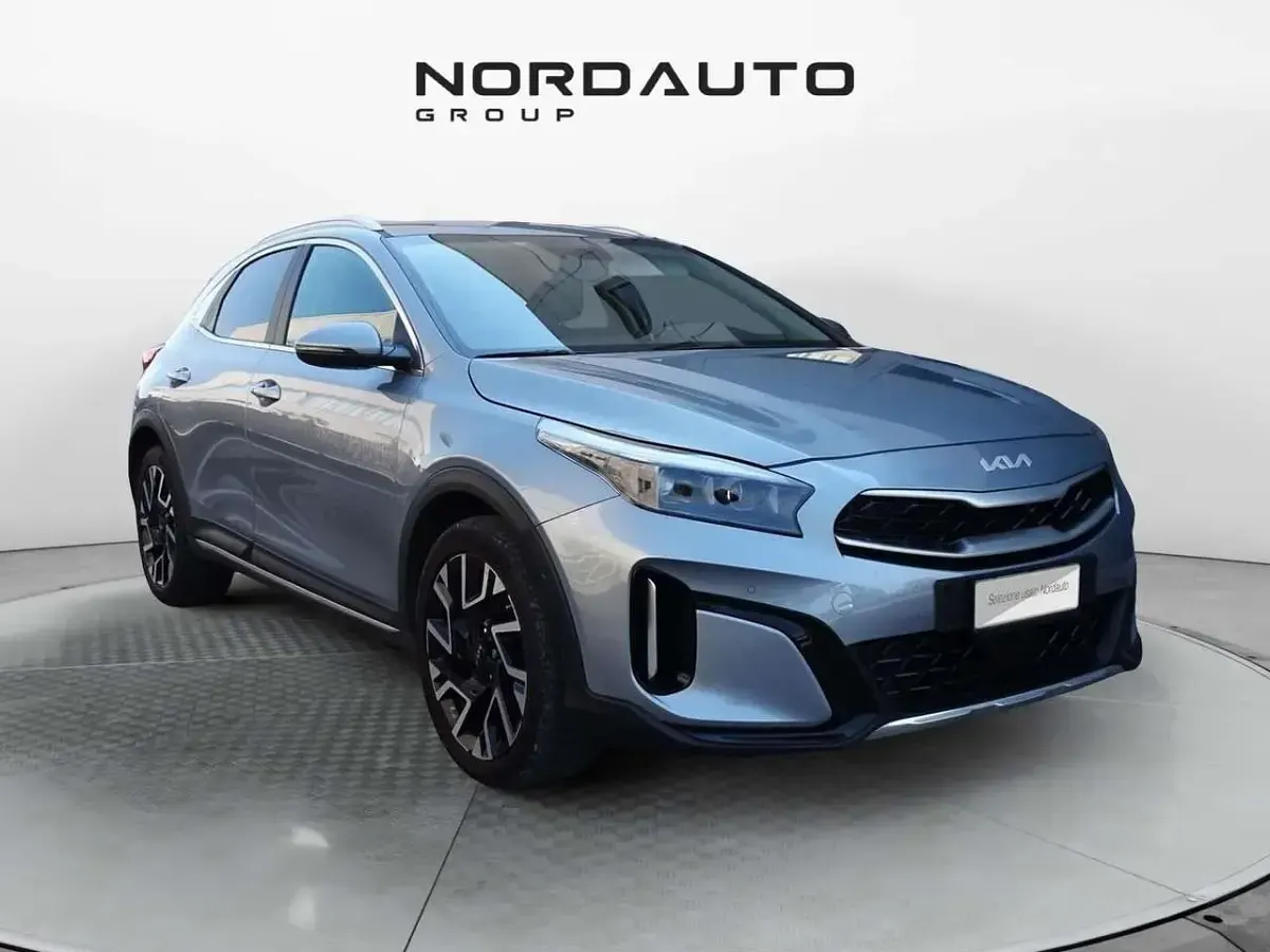 Usata Kia XCeed Style 136 CV (100 kW) 2023 Argento SUV