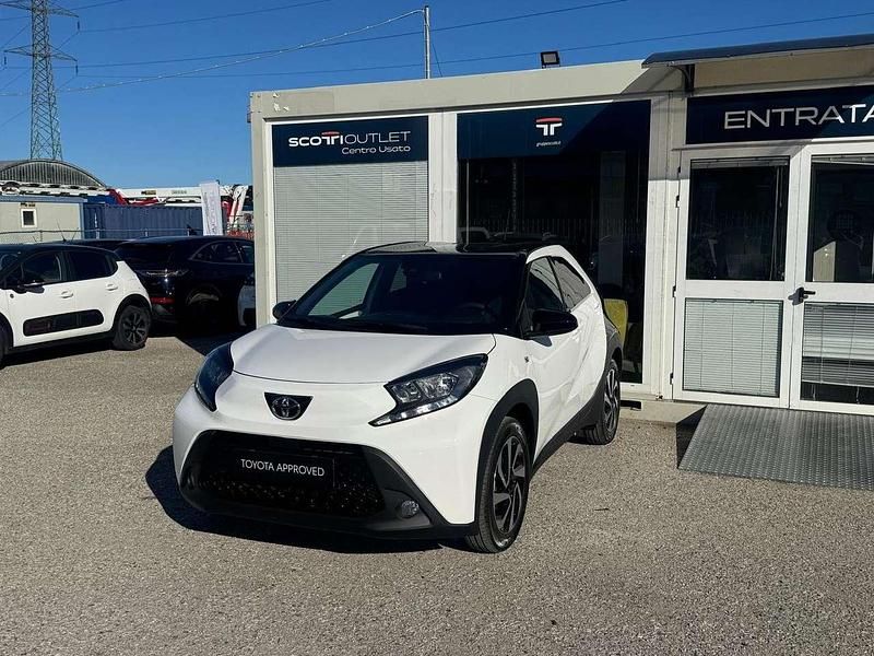 Bianco Nuova 2025 Toyota Aygo X Trend SUV | 17.500 € - Immagine 1/4