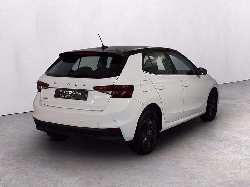 Usata Skoda Fabia Style 80 CV (58 kW) 2023 Bianco luna metallizzato nero Utilitaria