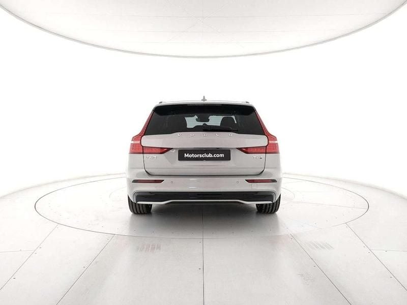 Nuova Volvo V60 Ultra 257 CV (189 kW) 2025 Silver bright Station wagon