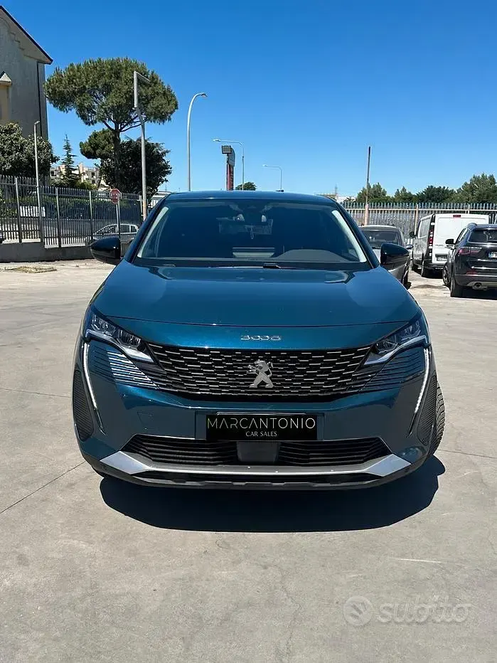 Usata Peugeot 3008 Allure 131 CV (96 kW) 2023 Blu SUV