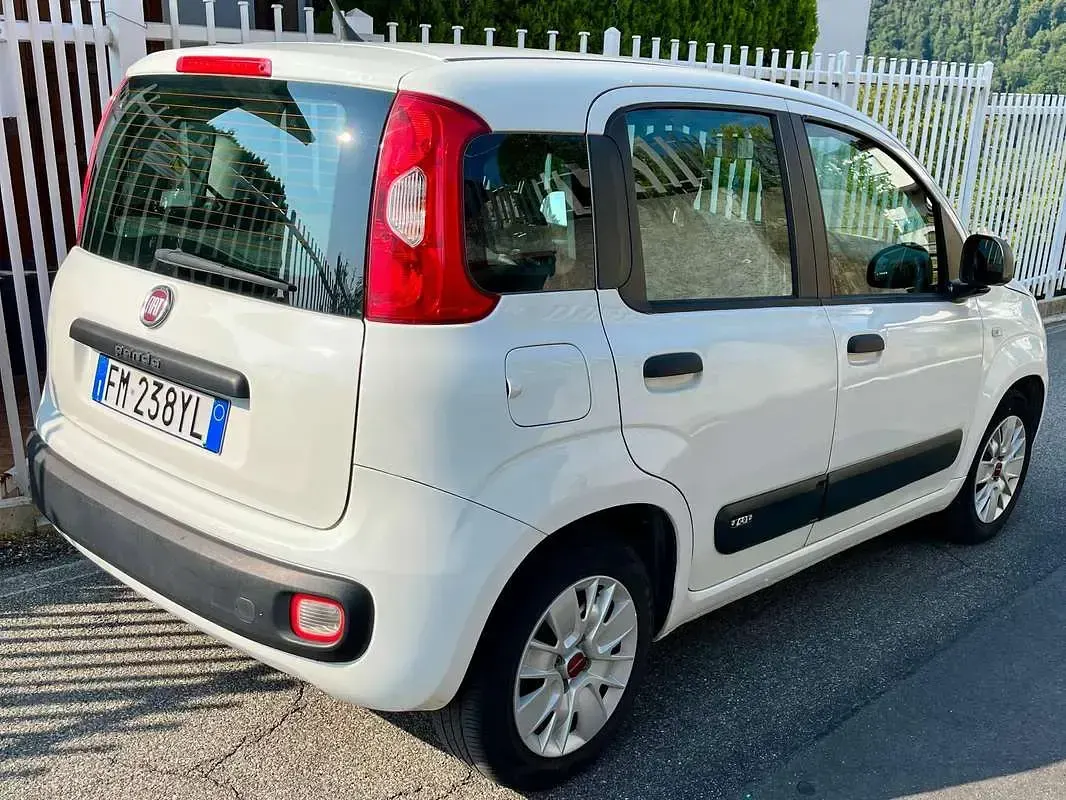 Usata Fiat Panda Pop 69 CV (50 kW) 2017 Bianco Utilitaria