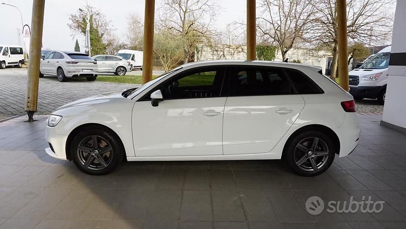Usata Audi A3 Business 184 CV (135 kW) 2019 Bianco Berlina