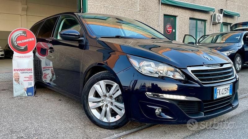 Usata Peugeot 308 SW Allure 120 CV (88 kW) 2017 Blu Station wagon