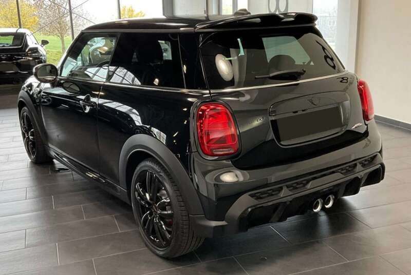 Usata Mini John Cooper Works 231 CV (169 kW) 2024 Nero Utilitaria