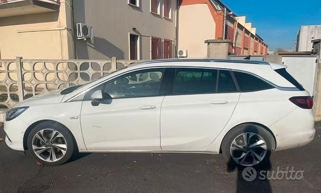 Usata Opel Astra 122 CV (89 kW) 2020 Station wagon