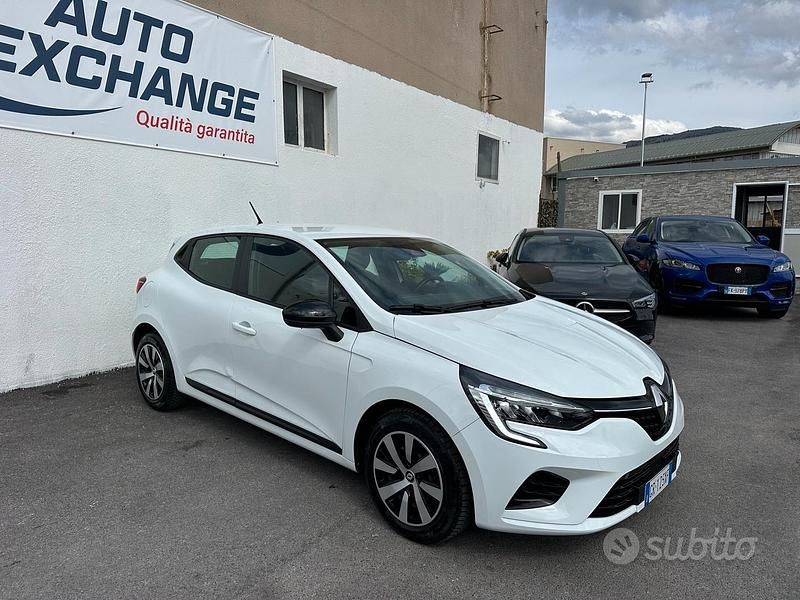 Usata Renault Clio V Techno 91 CV (66 kW) 2023 Bianco Utilitaria