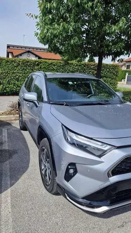 Usata Toyota RAV4 Hybrid Style 185 CV (136 kW) 2023 SUV