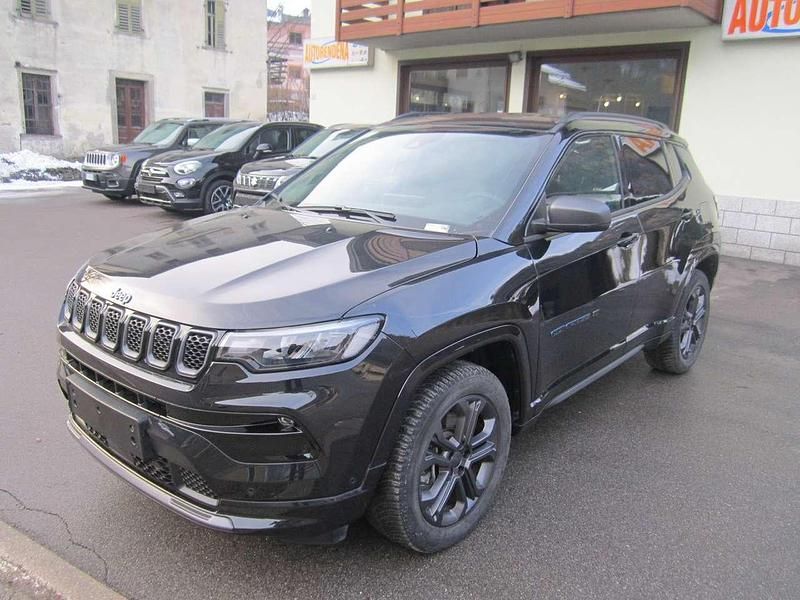 Nero Usata 2022 Jeep Compass SUV | 29.000 € (Molto cara) - Immagine 1/4