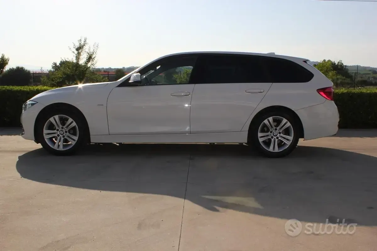 Usata BMW 316 Sport Line 116 CV (85 kW) 2016 Bianco Station wagon