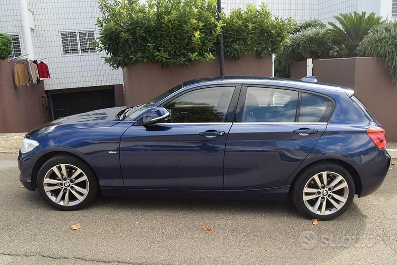 Usata BMW 116 Sport Line 116 CV (85 kW) 2017 Blu Utilitaria