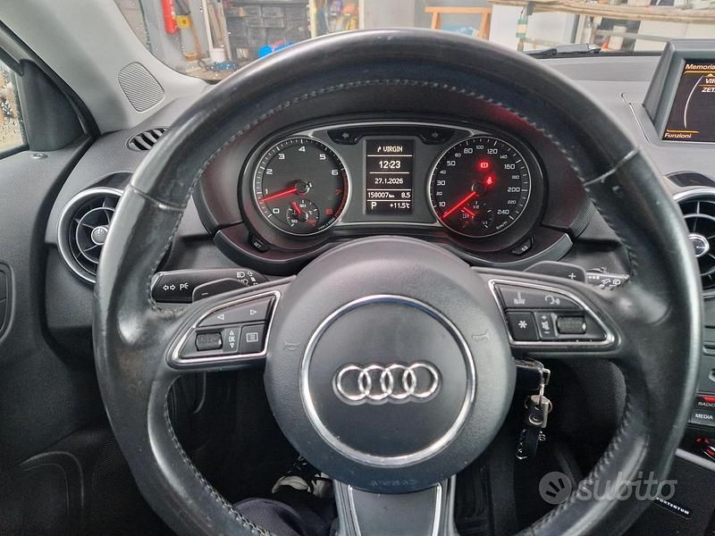 Usata Audi A1 Premium 122 CV (89 kW) 2011 Bianco Utilitaria