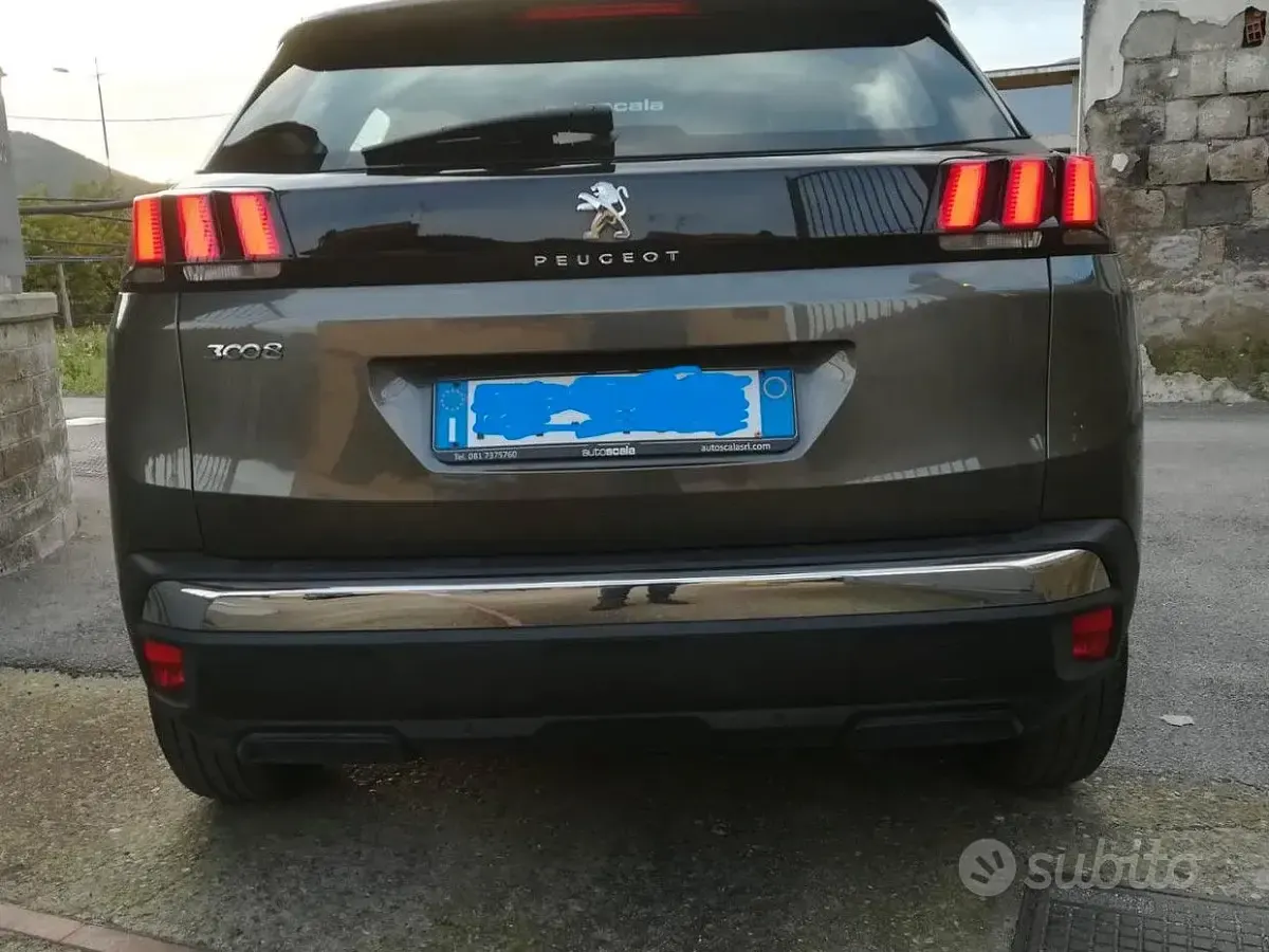 Usata Peugeot 3008 120 CV (88 kW) 2017 Grigio SUV