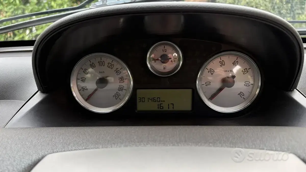 Usado Lancia Ypsilon 75 HP (55 kW) 2008 Citadino