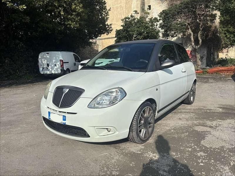 Usata Lancia Ypsilon 95 CV (69 kW) 2008 Utilitaria