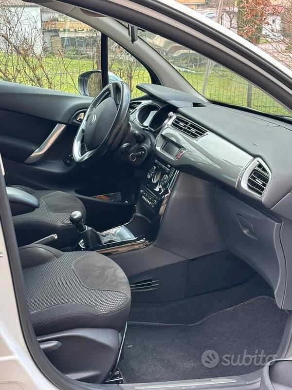 Bianco Usata 2012 Citroën C3 Due volumi | 6500 € - Immagine 1/4