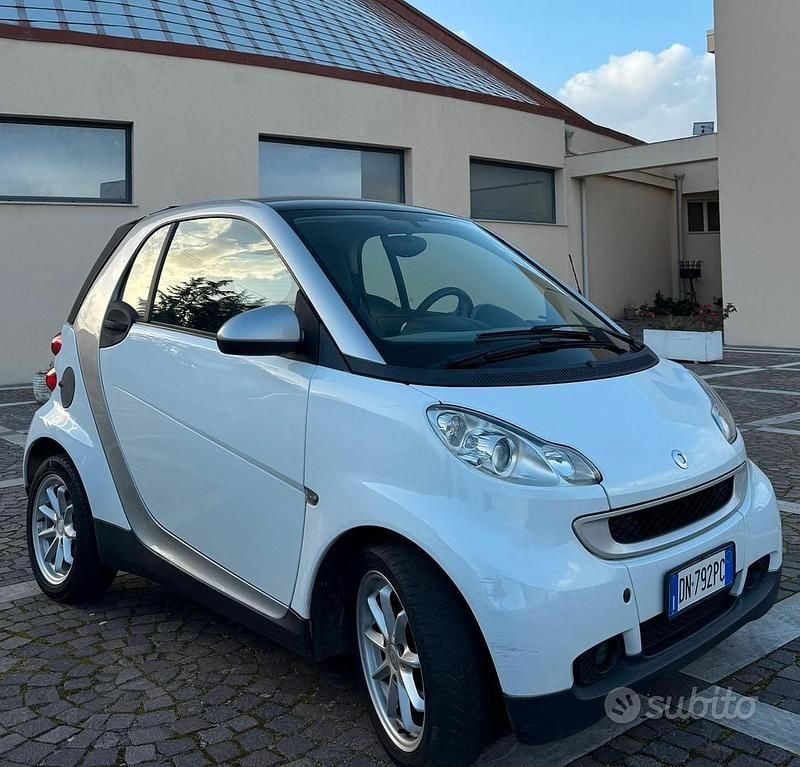 Usata Smart ForTwo Coupé 71 CV (52 kW) 2008 Bianco Coupé