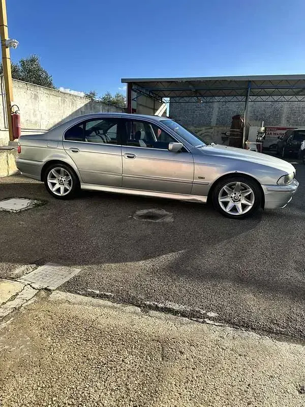 Usata BMW 530 193 CV (141 kW) 2001 Grigio Berlina