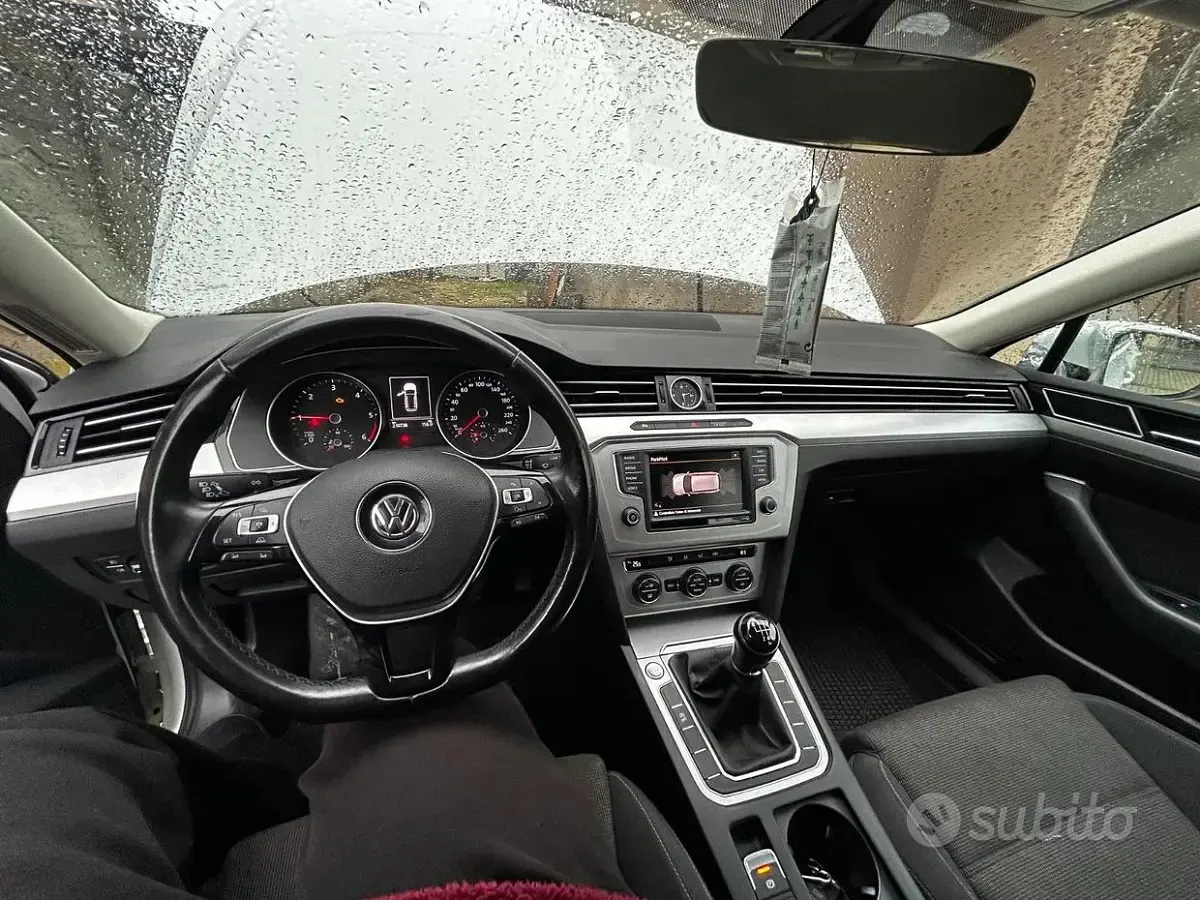 Usata VW Passat 120 CV (88 kW) 2016 Bianco Station wagon