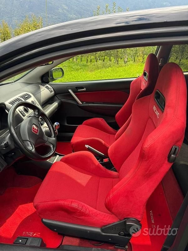 Nero Usata 2005 Honda Civic Type R Tre volumi | 21.500 € - Immagine 1/4