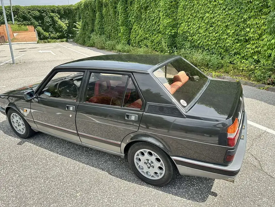 Usata Alfa Romeo Giulietta 170 CV (125 kW) 1984 Berlina