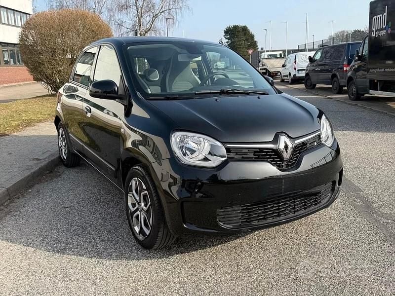 Usado Renault Twingo Intens 65 HP (47 kW) 2020 Preto Citadino